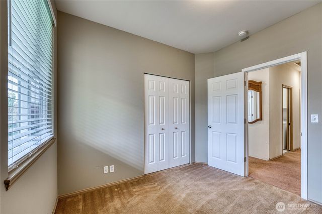 7064 Engine Lane NE, Bremerton, WA 98311