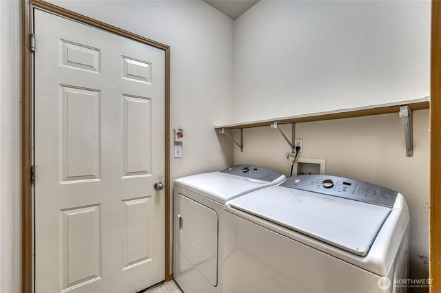 7064 Engine Lane NE, Bremerton, WA 98311