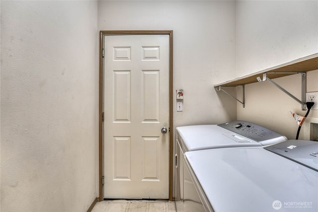 7064 Engine Lane NE, Bremerton, WA 98311