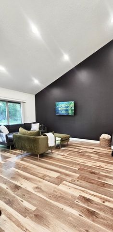 18415 Jamaica Path, Lakeville, MN 55044