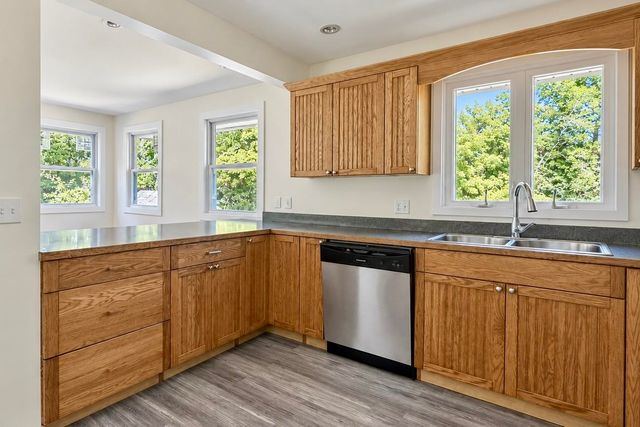 60 White Rock Hill Road, Bow, NH 03304