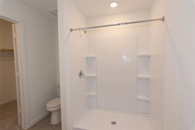 137 Starpacker LN, Jarrell, TX 76537