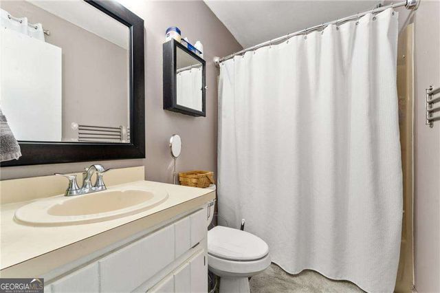 512 Wood Crest Court, Woodstock, GA 30189