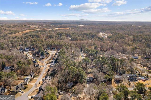 512 Wood Crest Court, Woodstock, GA 30189