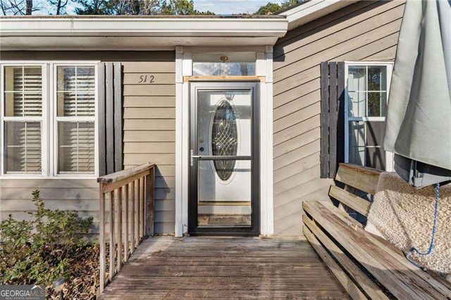 512 Wood Crest Court, Woodstock, GA 30189