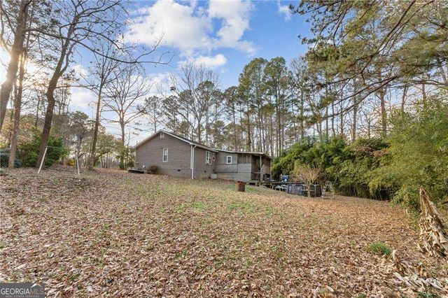 512 Wood Crest Court, Woodstock, GA 30189