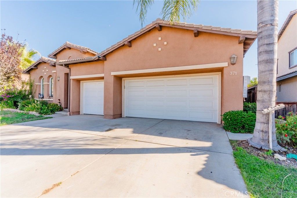 371 Plateau Parkway, Perris, CA 92570 — photo 2