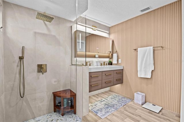 1315 WESTLAKE BOULEVARD, Palm Harbor, FL 34683