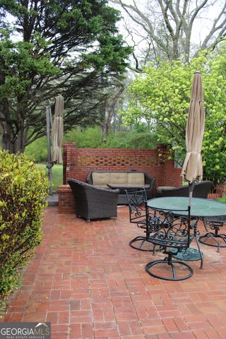 1150 Harris Hollis Lane, Rutledge, GA 30663