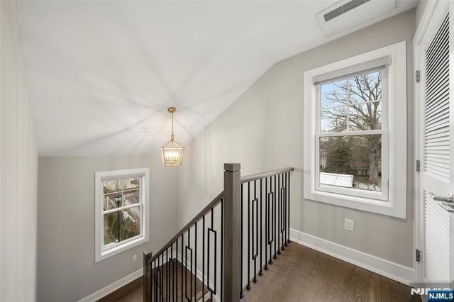 25 Division Street 403, Cresskill, NJ 07626