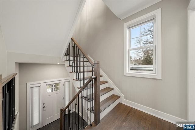 25 Division Street 403, Cresskill, NJ 07626