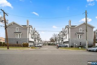 25 Division Street 403, Cresskill, NJ 07626