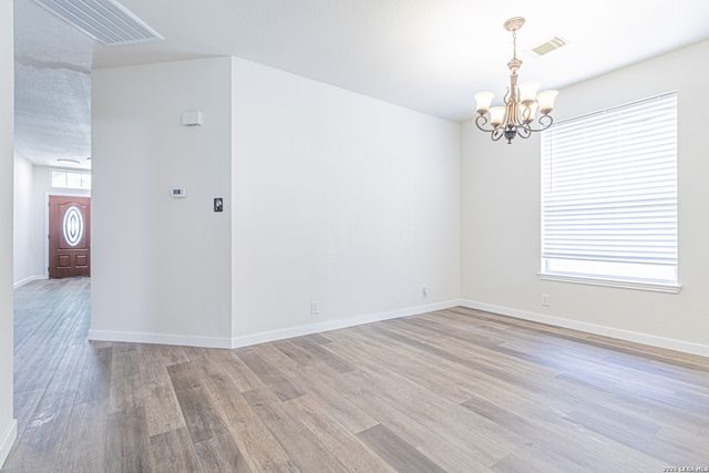 213 TAPWOOD LN, Cibolo, TX 78108