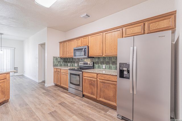 213 TAPWOOD LN, Cibolo, TX 78108