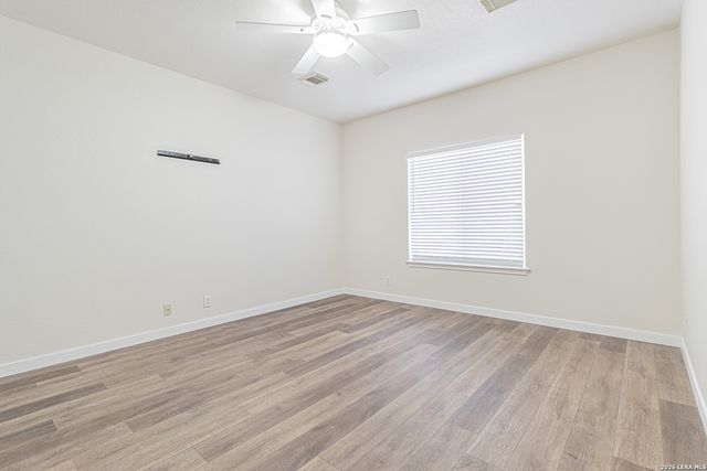 213 TAPWOOD LN, Cibolo, TX 78108