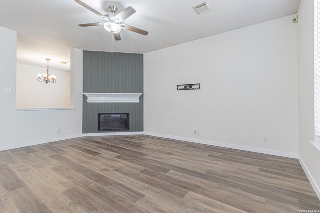 213 TAPWOOD LN, Cibolo, TX 78108