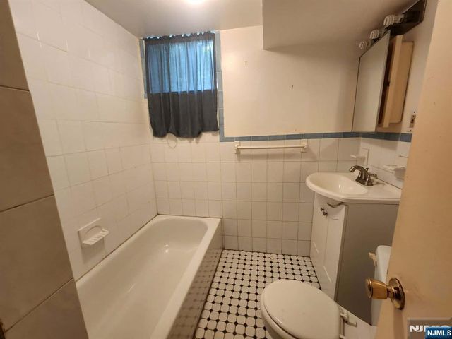 66 Forest Street, Kearny, NJ 07032