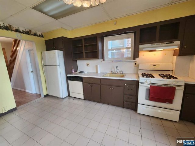 66 Forest Street, Kearny, NJ 07032