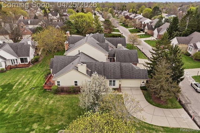 16318 Country Knoll Drive, Northville, MI 48168