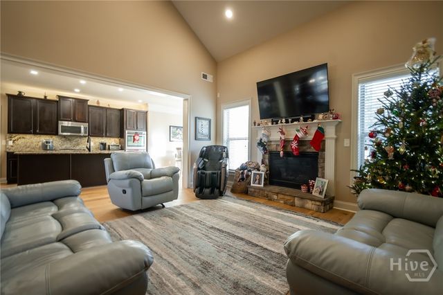 2893 Whitlow Ridge Dr, Bishop, GA 30621