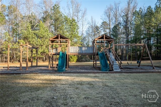 2893 Whitlow Ridge Dr, Bishop, GA 30621