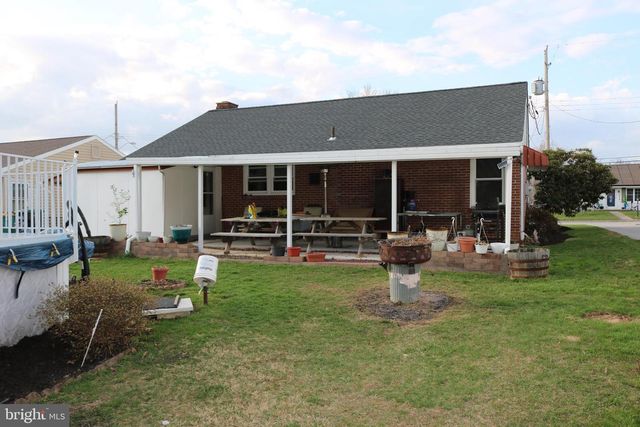 312 DILLER RD, Hanover, PA 17331