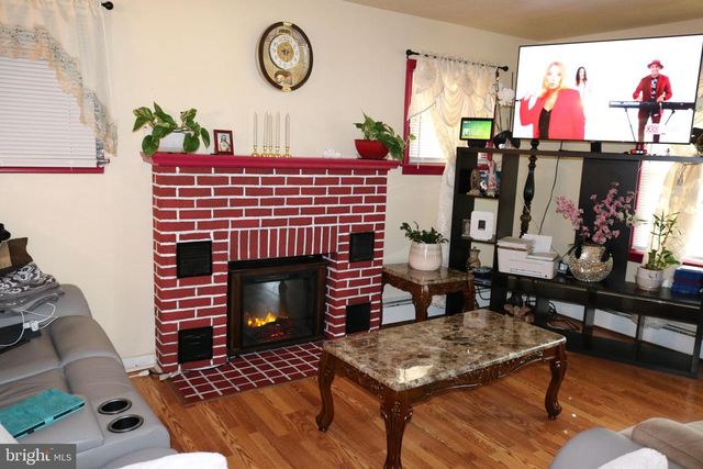 312 DILLER RD, Hanover, PA 17331