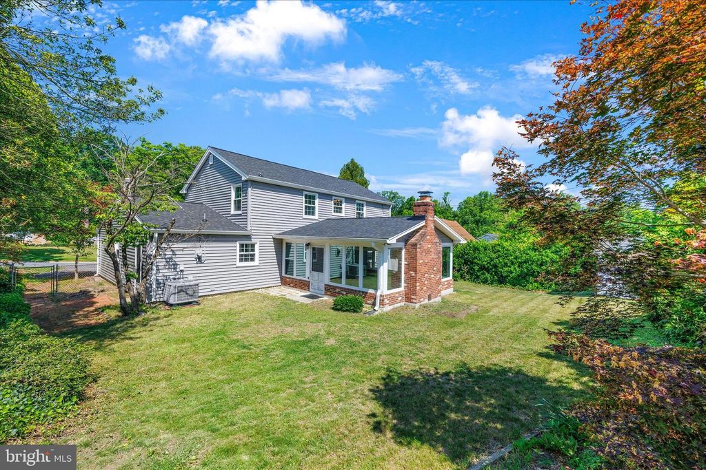 Image 41 of property listing at 13420 IDLEWILD DR, Bowie, MD 20715