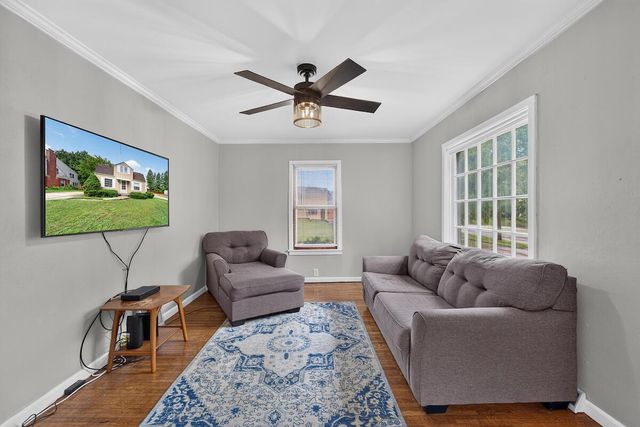 615 Roosevelt DRIVE, West Bend, WI 53090