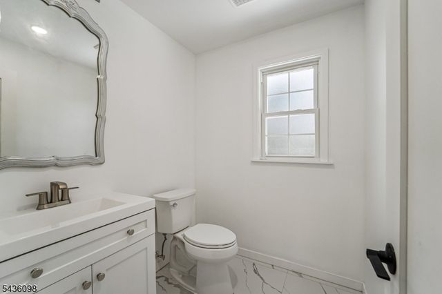 14 Witkowski Way, Wayne Twp., NJ 07470
