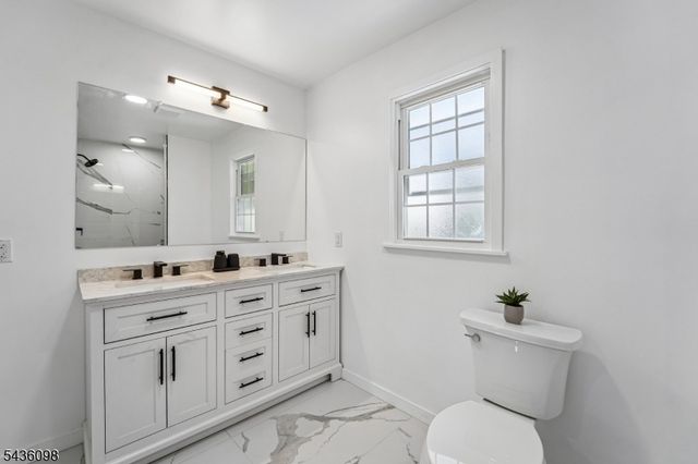 14 Witkowski Way, Wayne Twp., NJ 07470