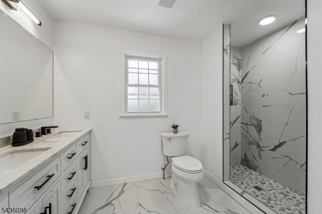 14 Witkowski Way, Wayne Twp., NJ 07470