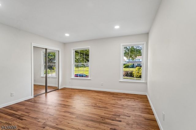 14 Witkowski Way, Wayne Twp., NJ 07470