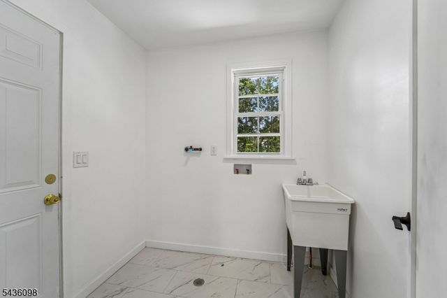 14 Witkowski Way, Wayne Twp., NJ 07470