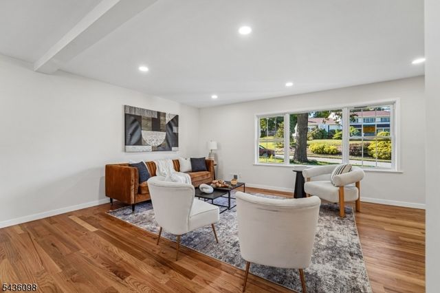 14 Witkowski Way, Wayne Twp., NJ 07470