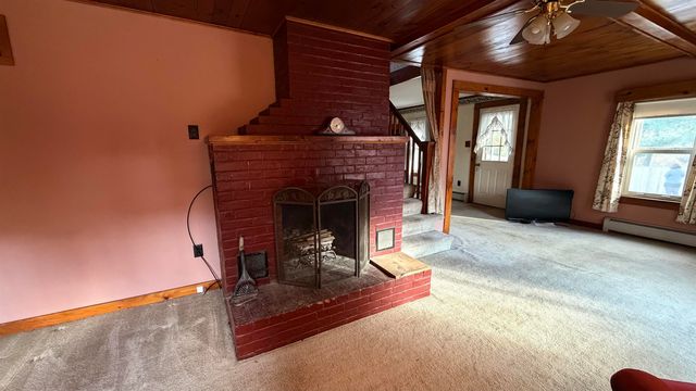 72 Proctor Street, Franklin, NH 03235