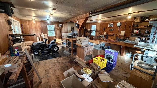 72 Proctor Street, Franklin, NH 03235
