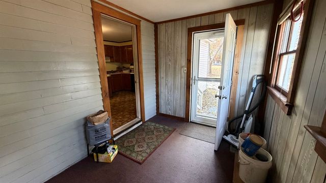 72 Proctor Street, Franklin, NH 03235