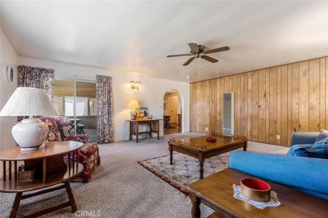 15901 Community, North Hills, CA 91343