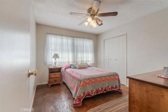 15901 Community, North Hills, CA 91343