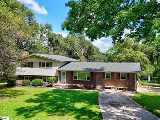 107 Meadow Lane, Liberty, SC 29657