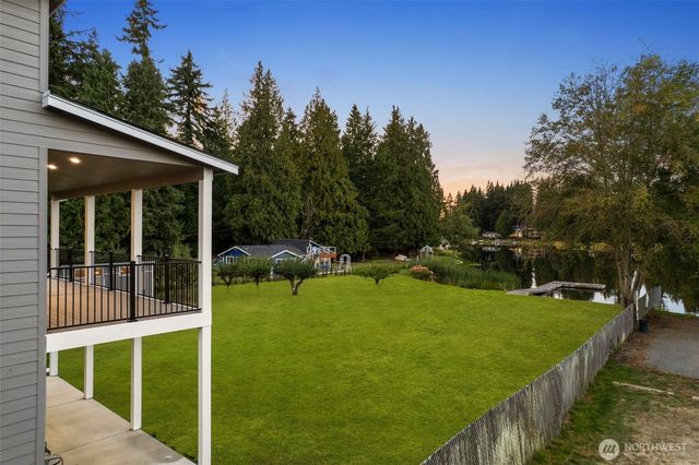 8319 S Lake Ketchum Road, Stanwood, WA 98292