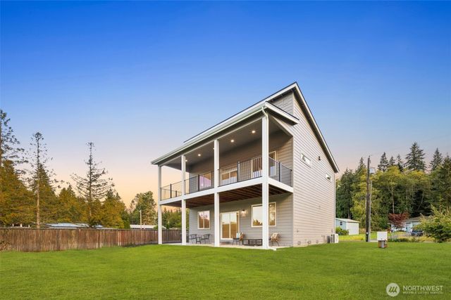 8319 S Lake Ketchum Road, Stanwood, WA 98292