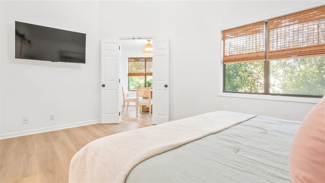 512 Harbour Oaks Drive, St Simons Island, GA 31522