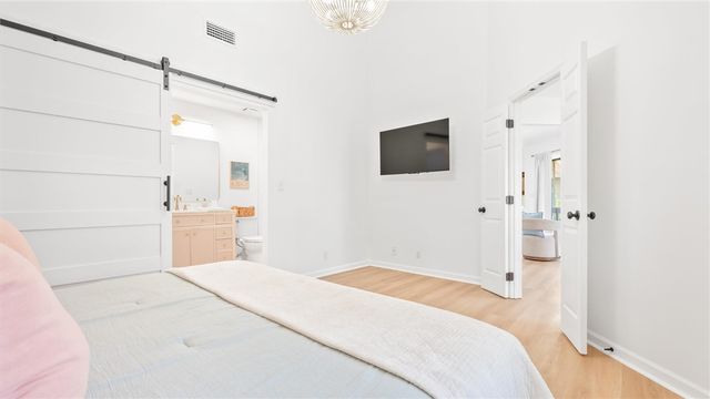 512 Harbour Oaks Drive, St Simons Island, GA 31522