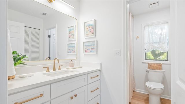 512 Harbour Oaks Drive, St Simons Island, GA 31522