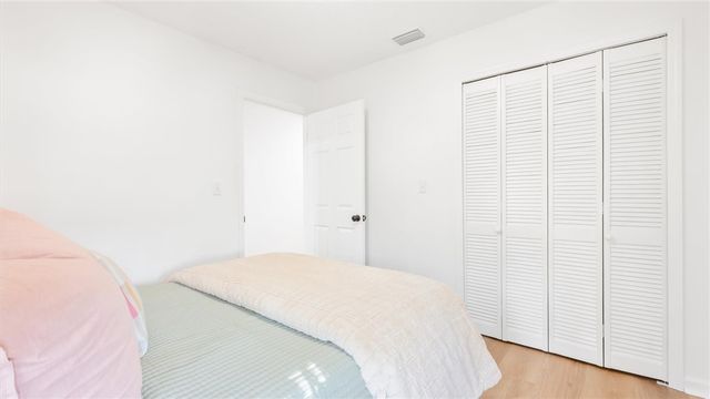 512 Harbour Oaks Drive, St Simons Island, GA 31522