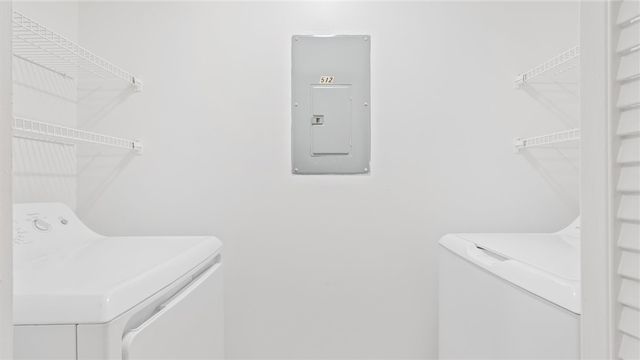 512 Harbour Oaks Drive, St Simons Island, GA 31522