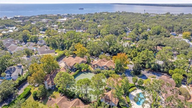512 Harbour Oaks Drive, St Simons Island, GA 31522