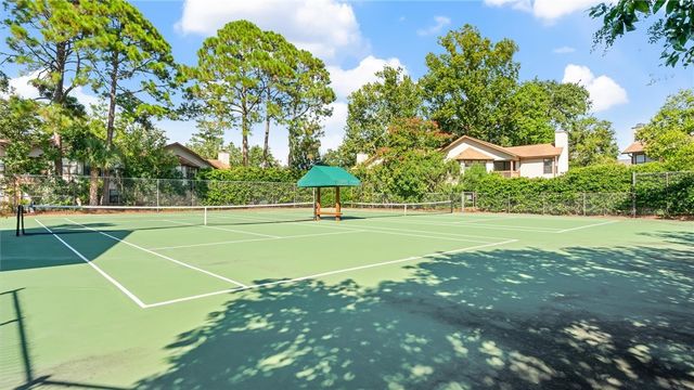 512 Harbour Oaks Drive, St Simons Island, GA 31522